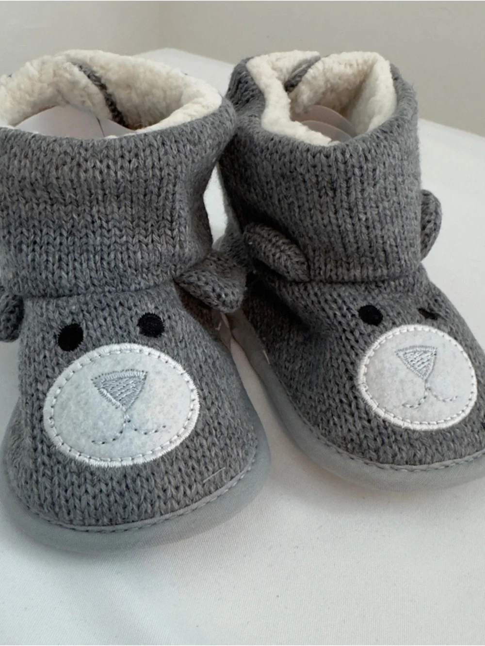 New Childs Bear Slippers Gray Sz 7